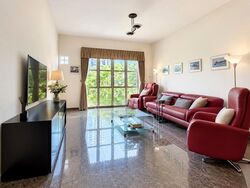 Landbay Condominium (D16), Condominium #614926821